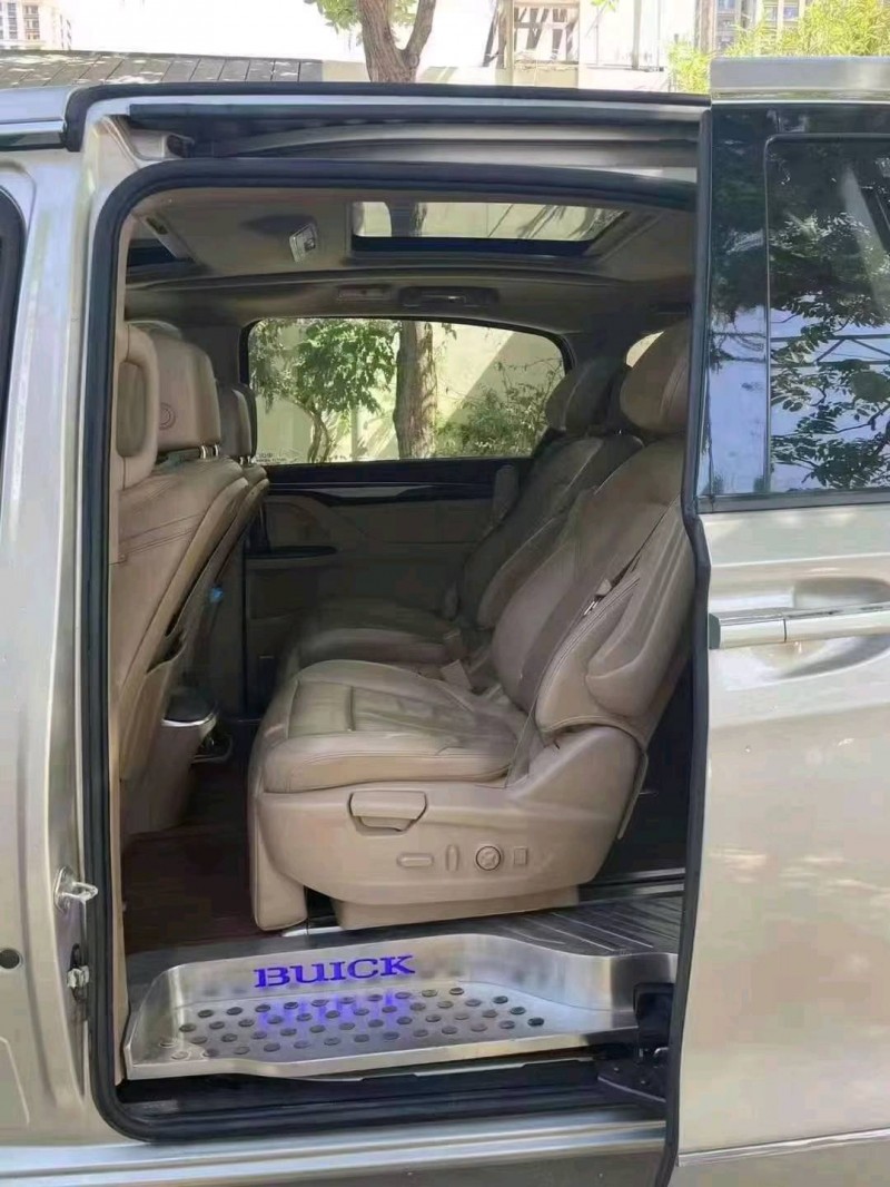 石家庄17年别克GL85