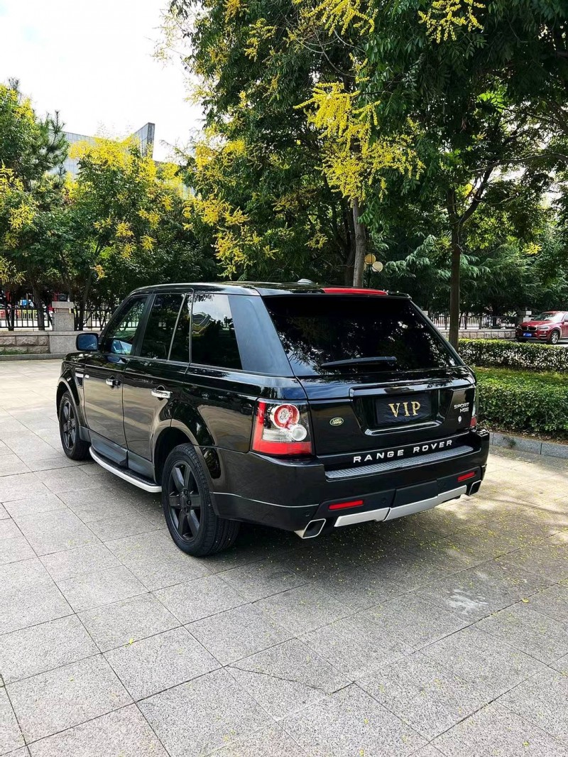 烟台09年路虎揽胜运动8