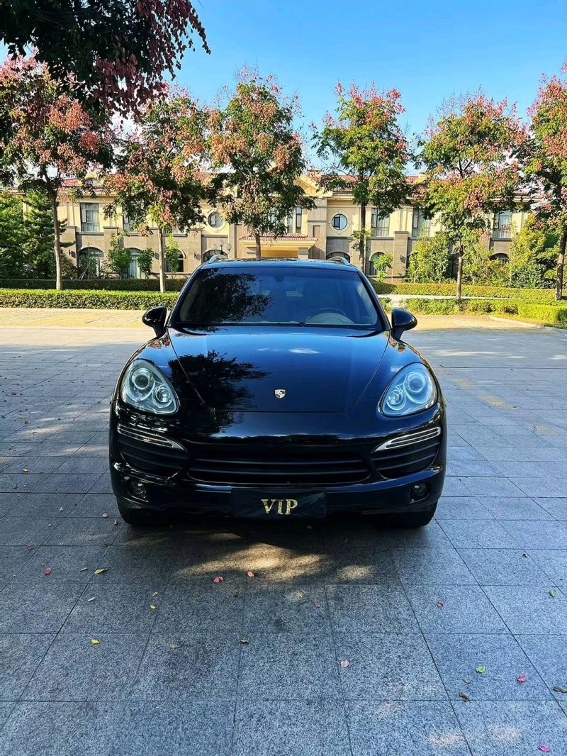 煙臺12年保時捷卡宴9