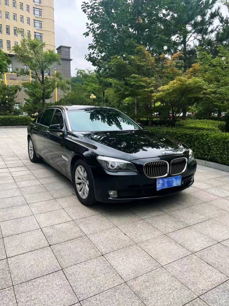 烟台11年宝马7系8