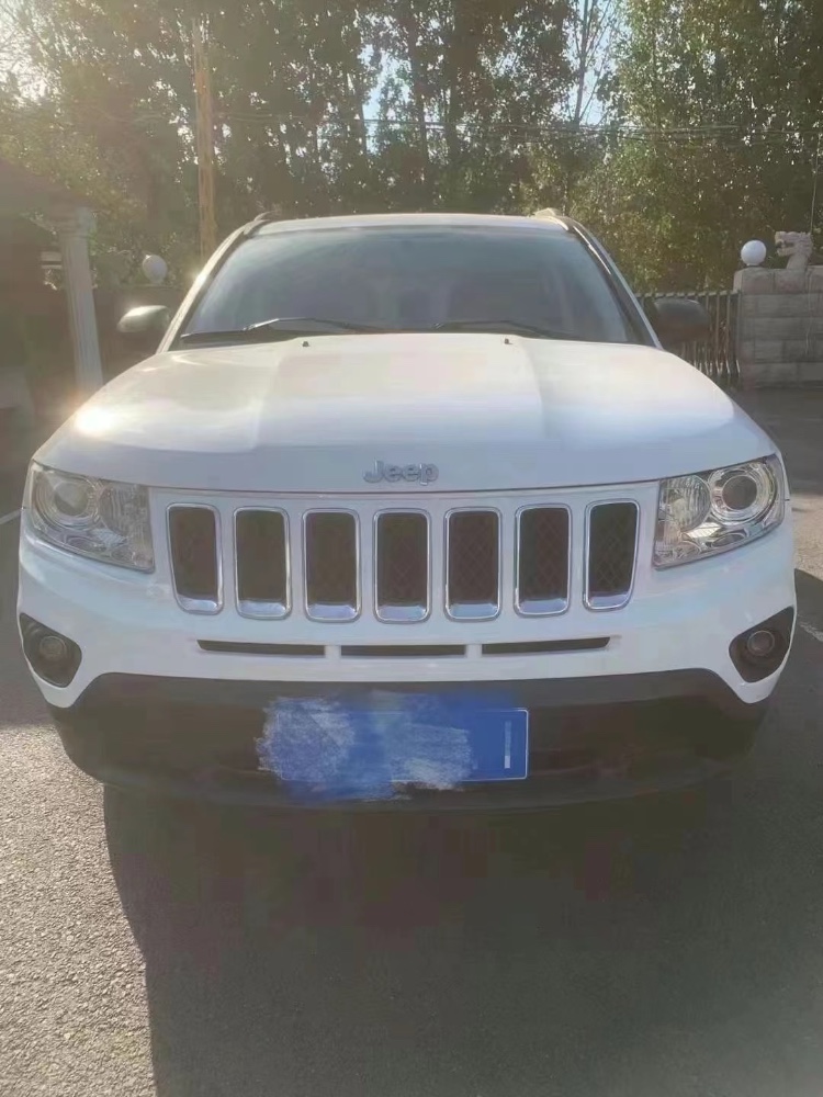 青島13年Jeep指南者1