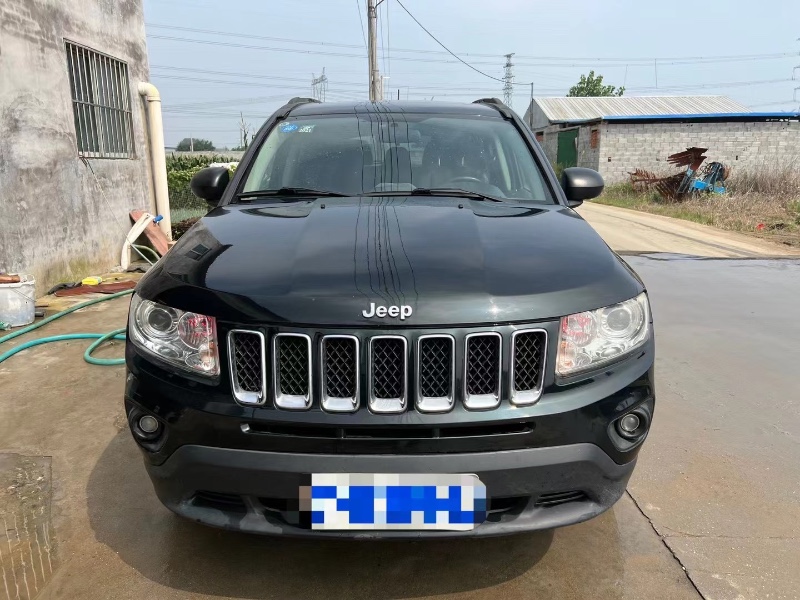 青島13年Jeep指南者1