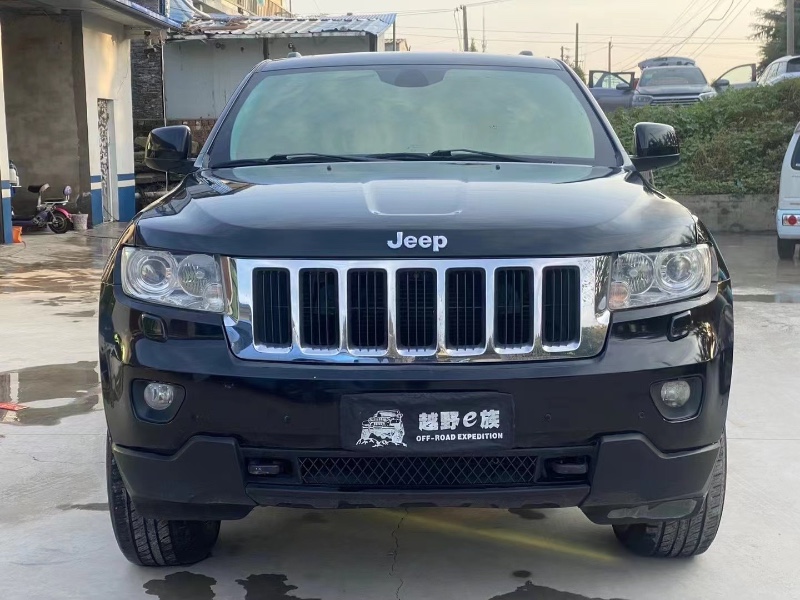 洛陽13年Jeep大切諾基1