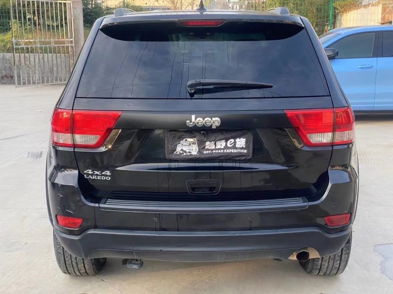 洛陽13年Jeep大切諾基4