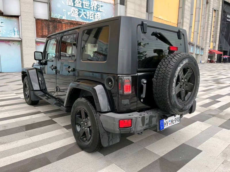 东莞11年Jeep牧马人5