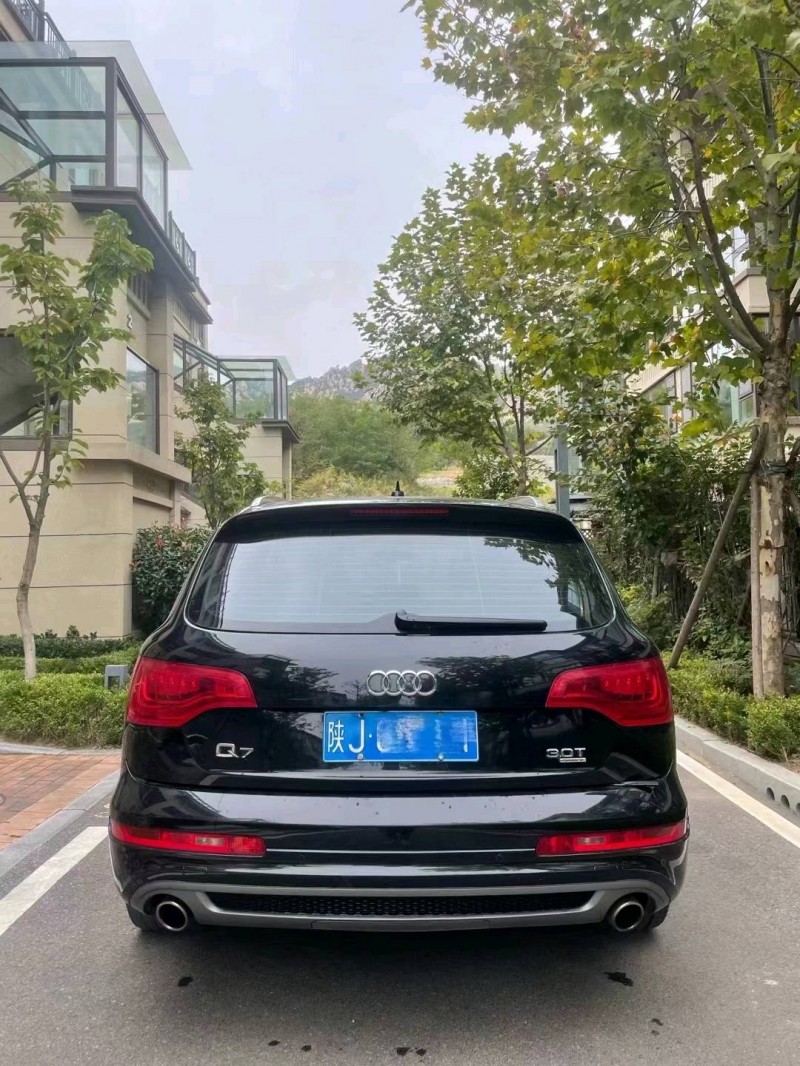 枣庄13年奥迪Q74