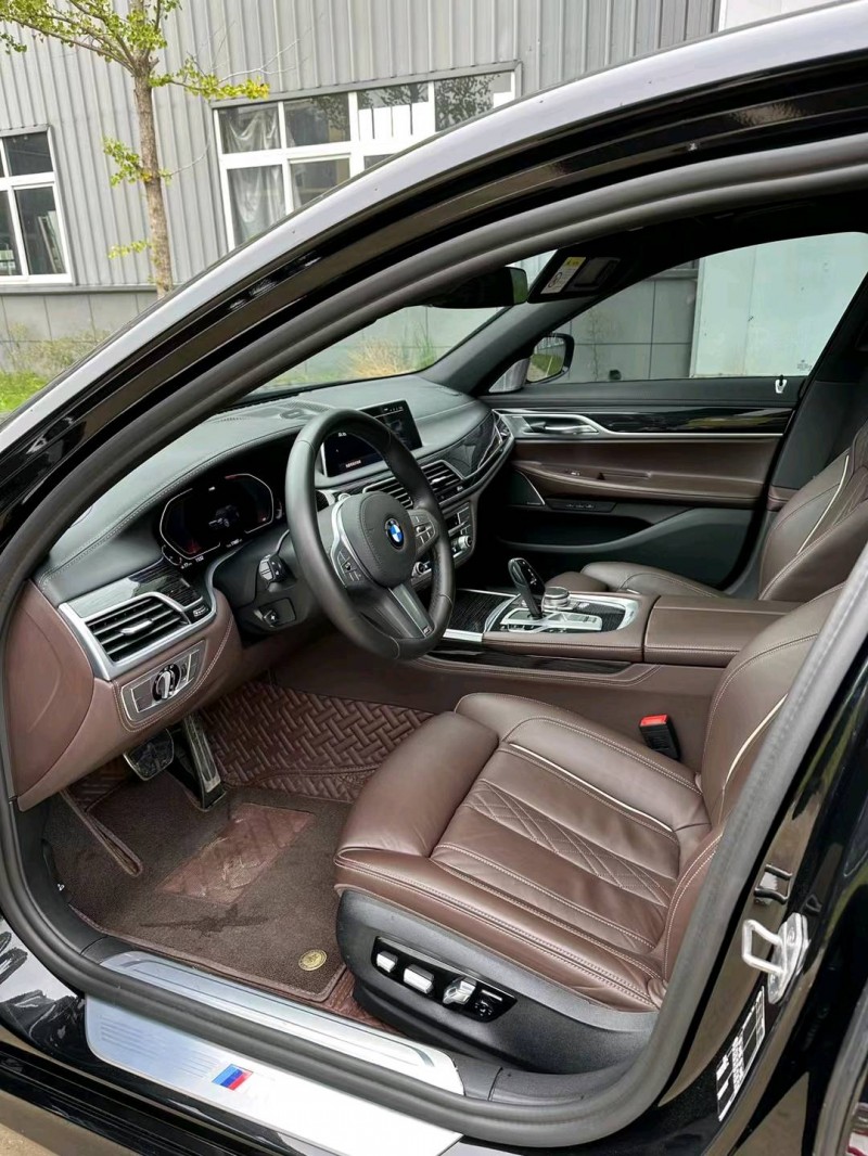 徐州21年宝马7系8