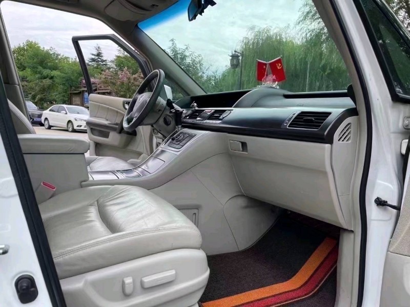 青岛15年本田艾力绅8