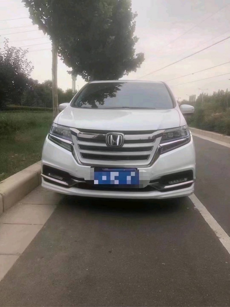 青岛21年本田艾力绅1