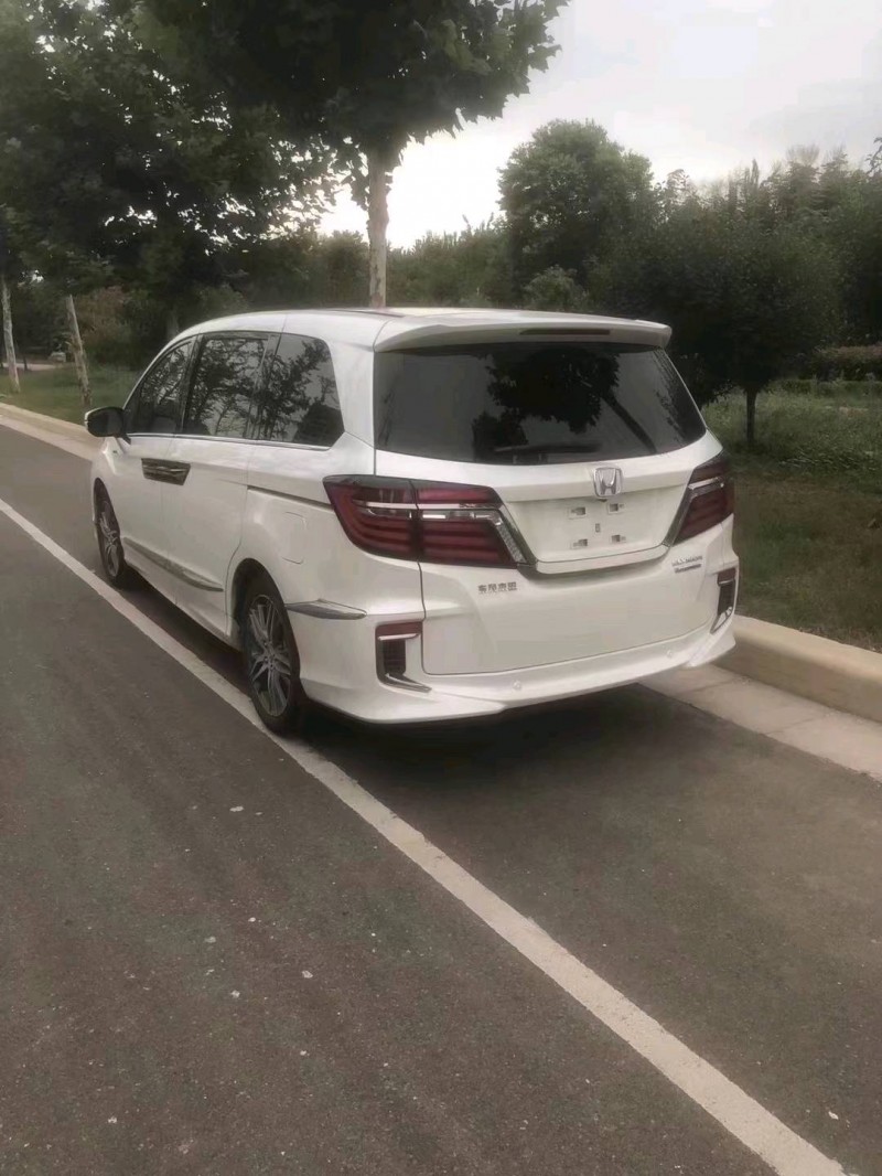 青岛21年本田艾力绅5