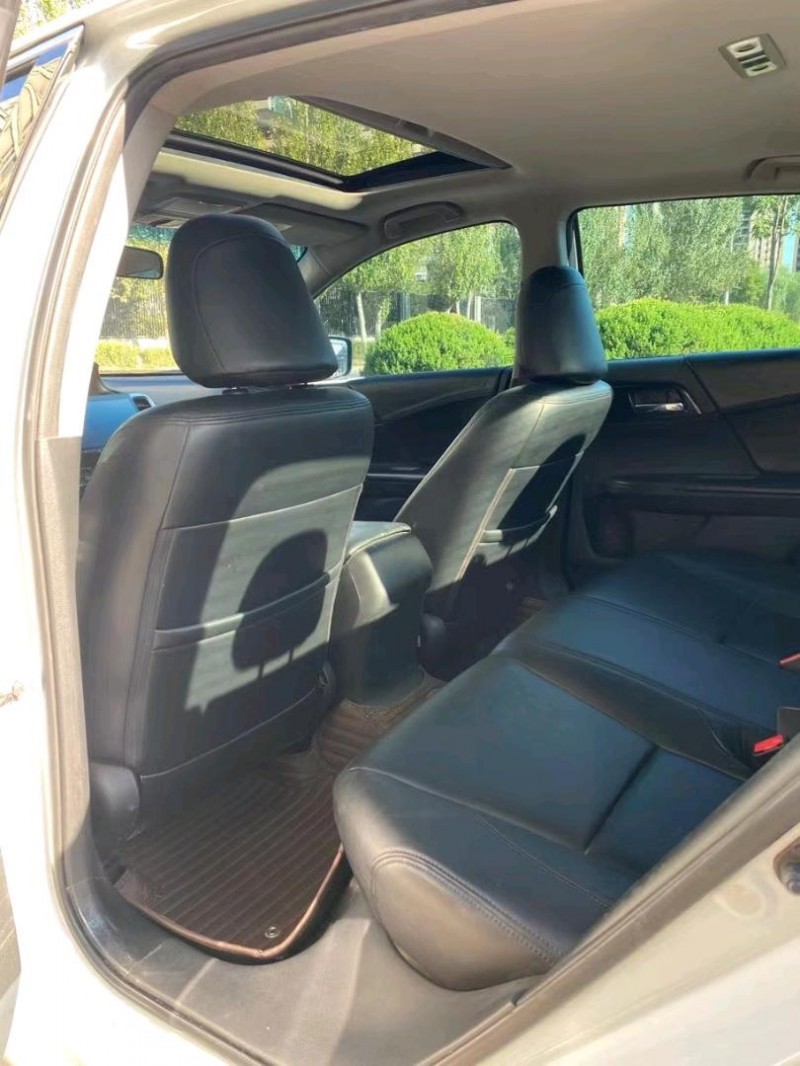 沈阳16年本田雅阁7