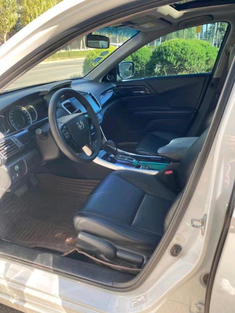 沈阳16年本田雅阁8