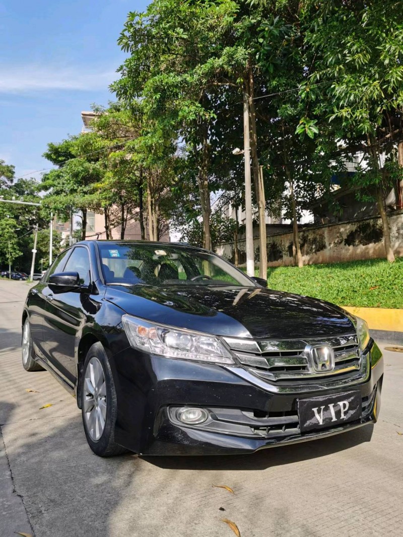 东莞14年本田雅阁3