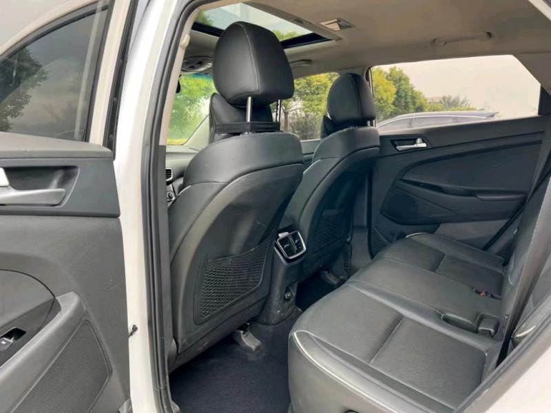 盐城19年现代途胜2