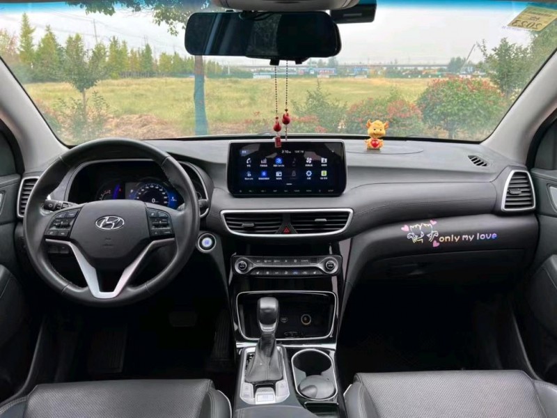 盐城19年现代途胜1