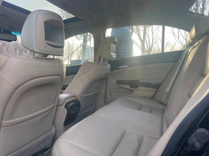 沈阳13年本田雅阁6