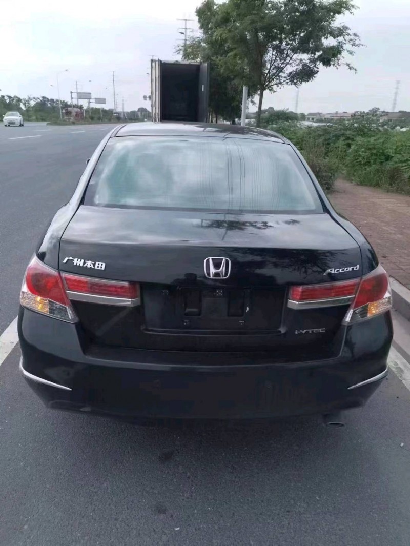 济南13年本田雅阁4