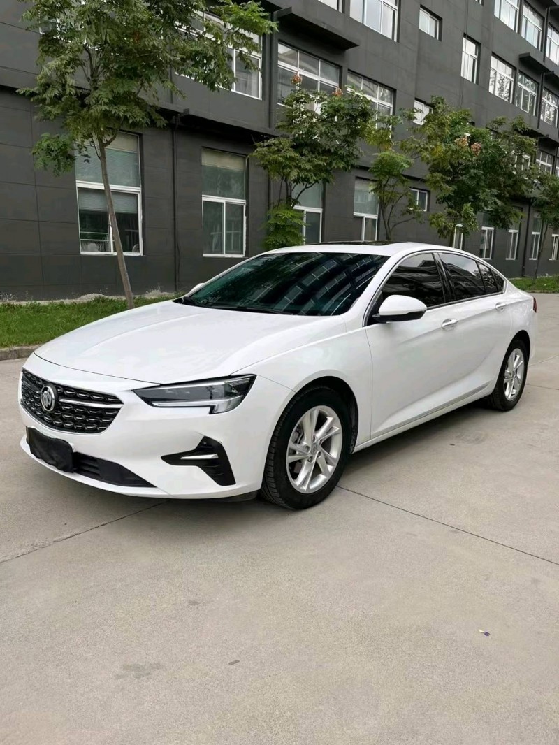 徐州21年别克君威3