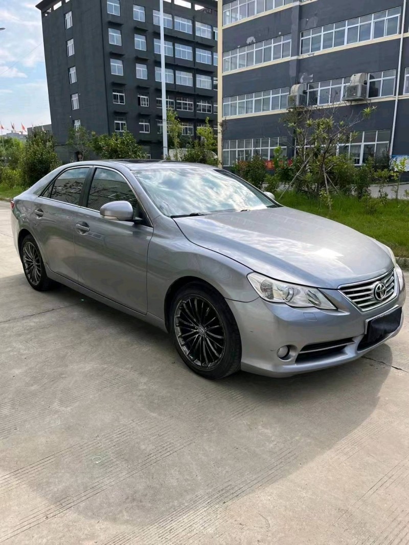 徐州10年丰田锐志2