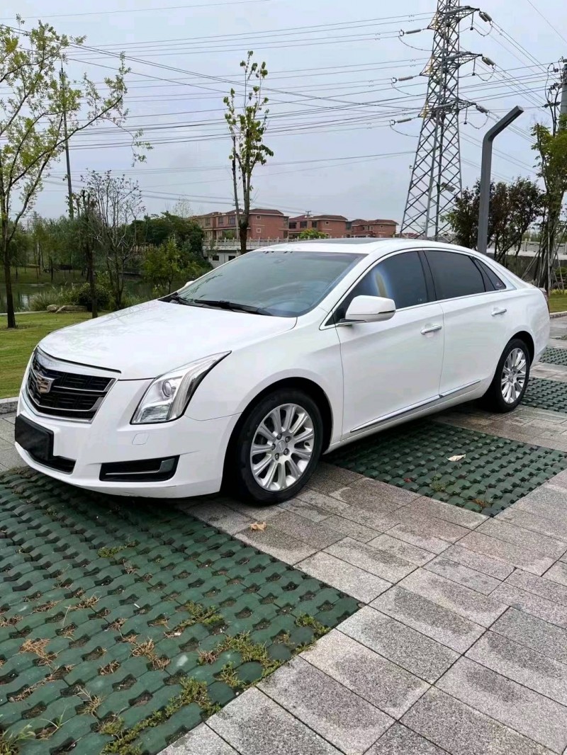 徐州17年凯迪拉克XTS3