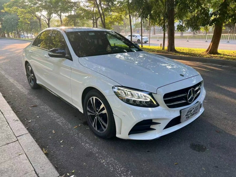 广州19年奔驰C3