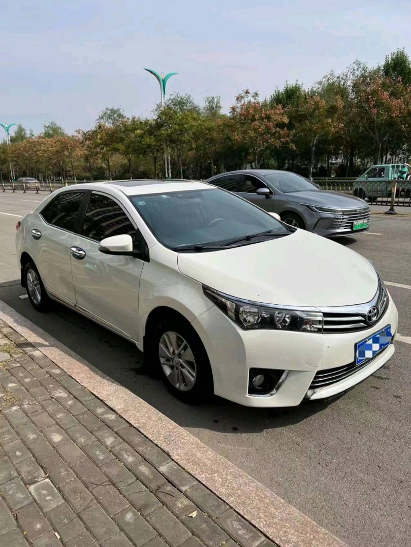 北京17年丰田卡罗拉8