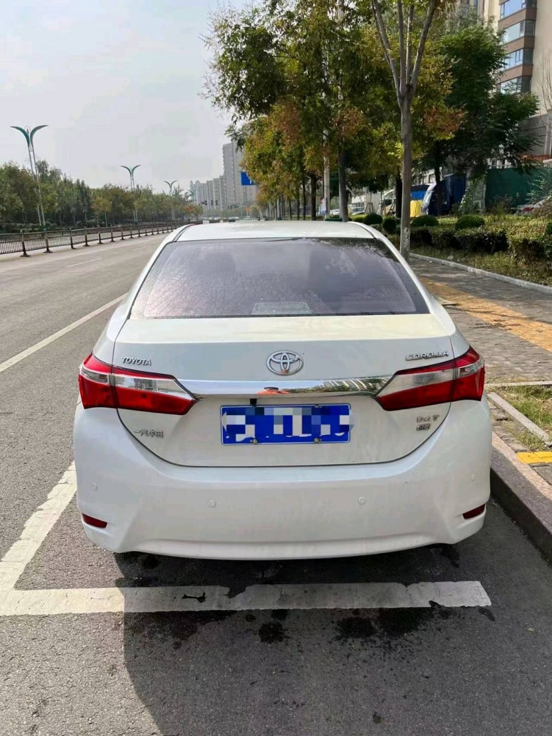 北京17年丰田卡罗拉2