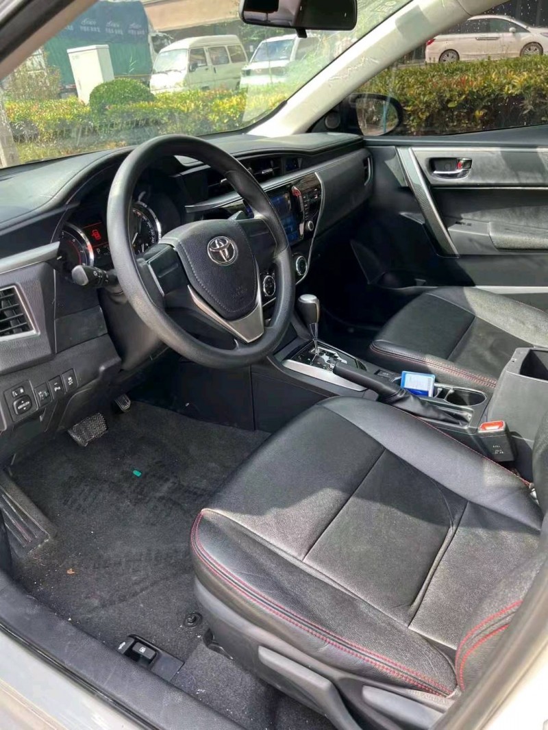 北京17年丰田卡罗拉1