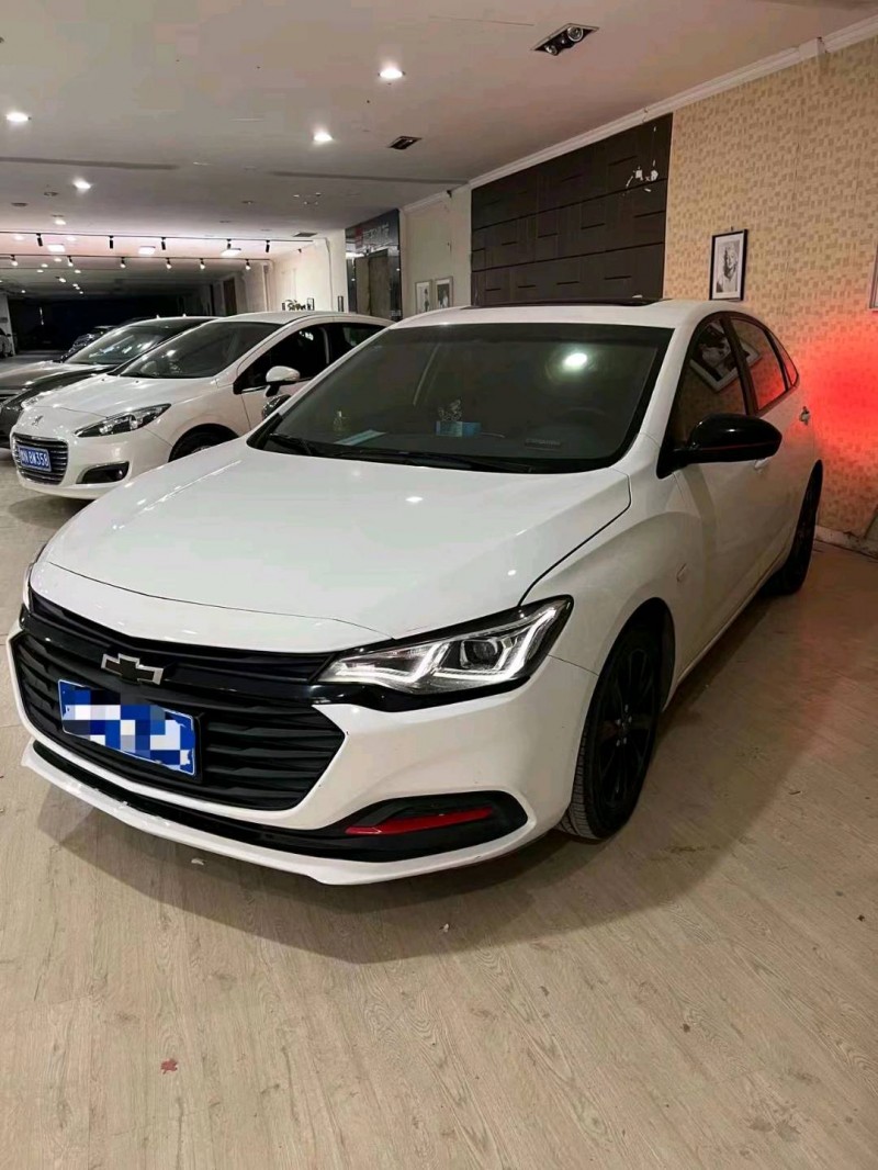 北京20年雪佛兰科鲁泽5