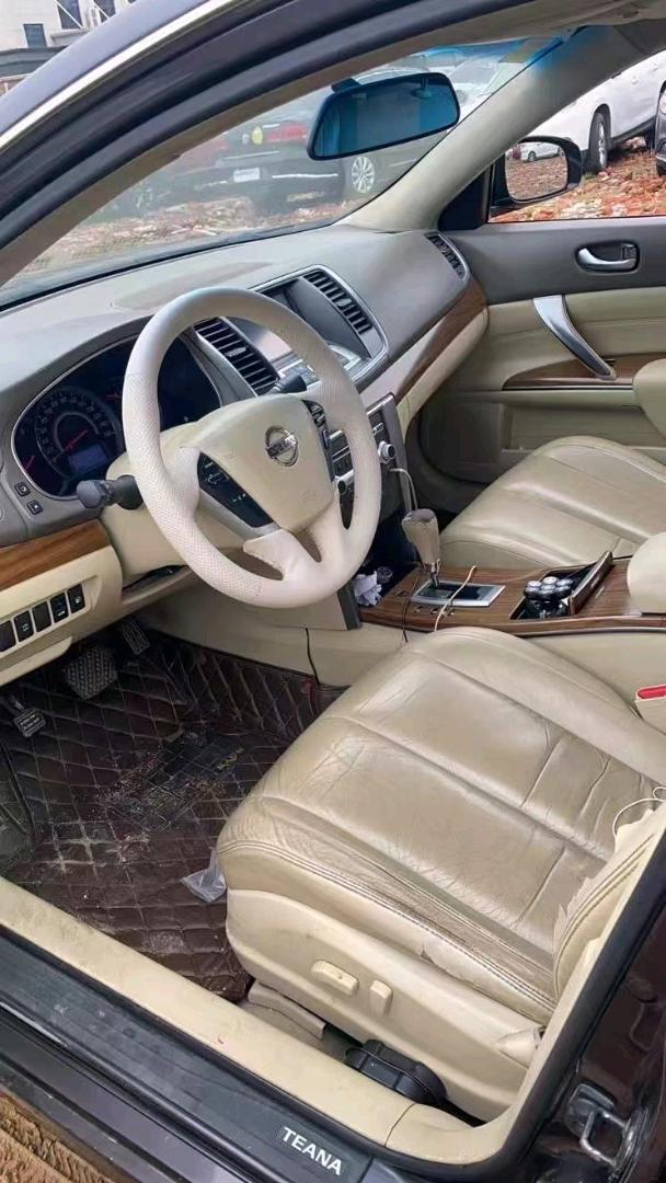 北京11年日产天籁3