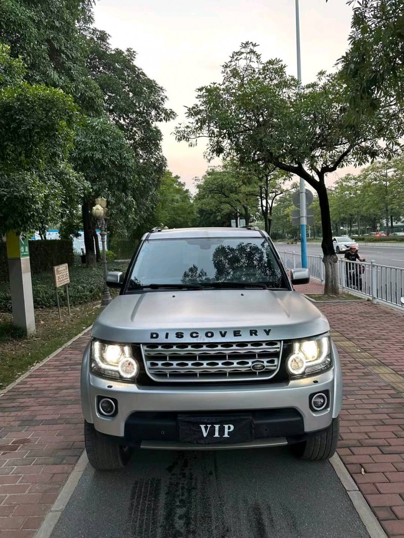 广州10年路虎发现1