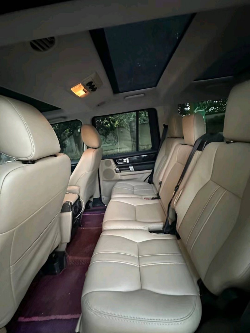 广州10年路虎发现5