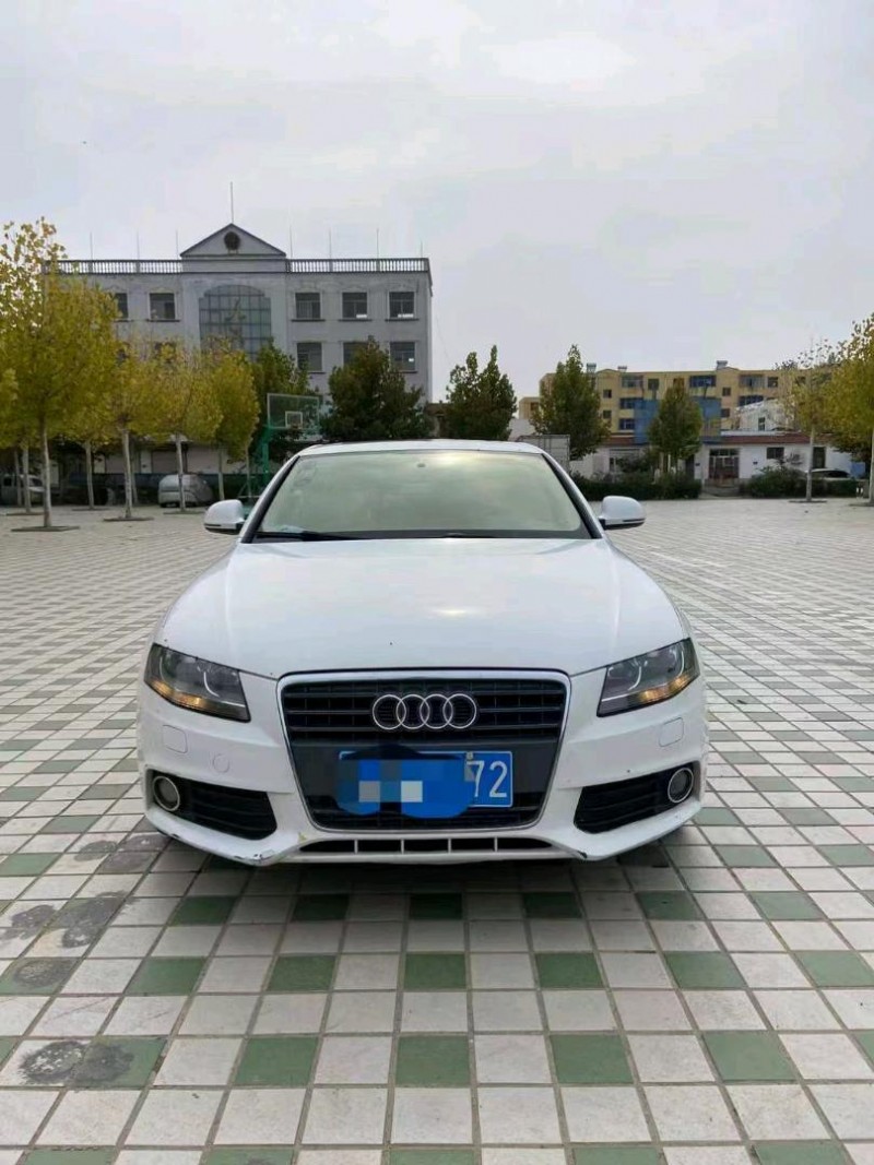 北京12年奥迪A4L1