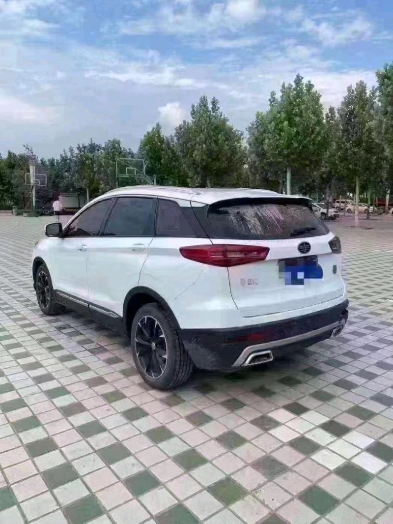 北京19年一汽森雅R98