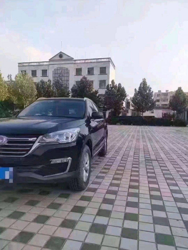 北京18年汉腾汽车X73