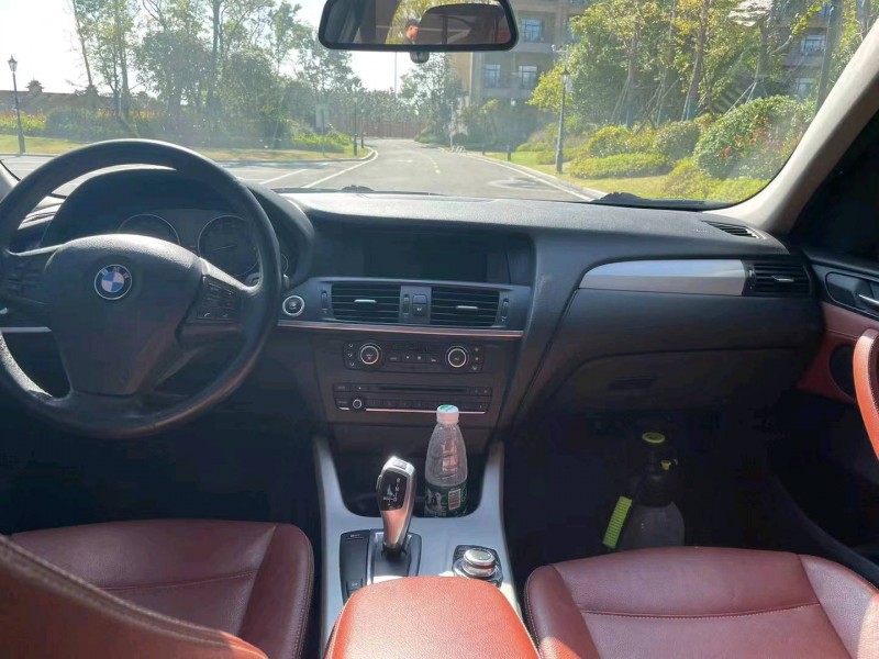 济宁11年宝马X34