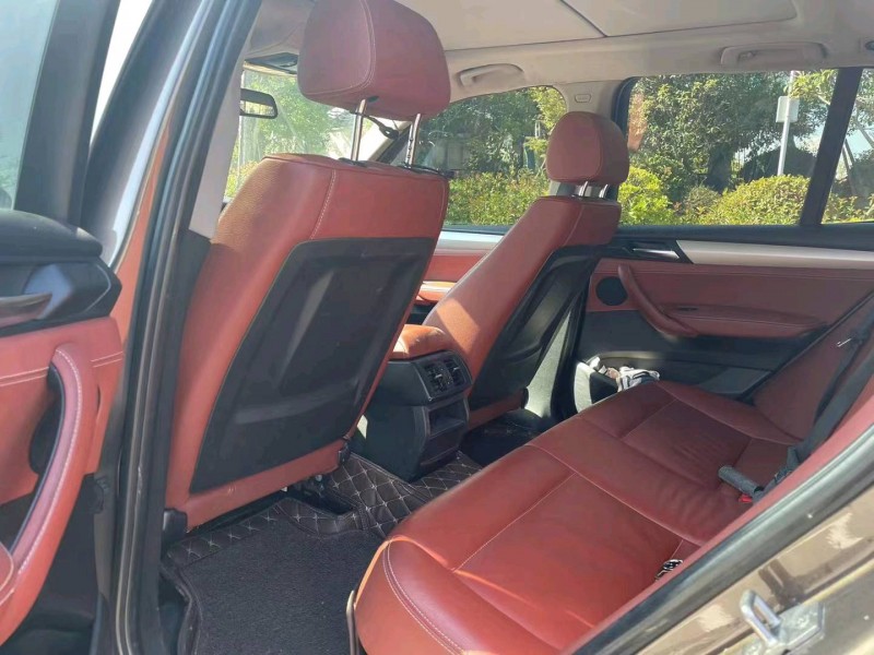 济宁11年宝马X37