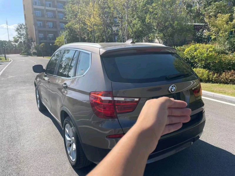 济宁11年宝马X38