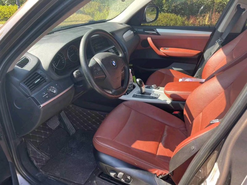 济宁11年宝马X39