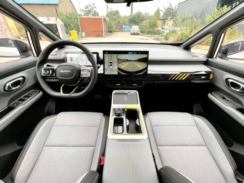 济宁22年传祺埃安Y 705