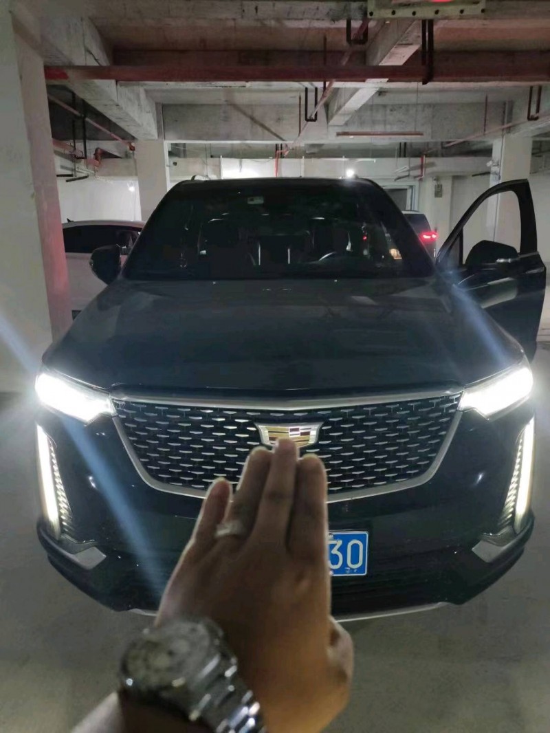 济南20年凯迪拉克XT68