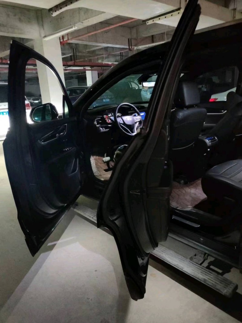 济南20年凯迪拉克XT63