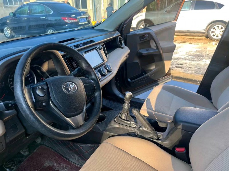 沈阳14年丰田RAV4荣放5