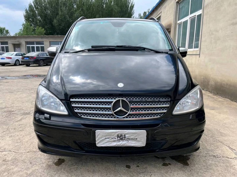 沈阳10年奔驰唯雅诺1