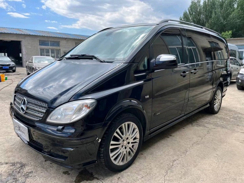 沈阳10年奔驰唯雅诺2