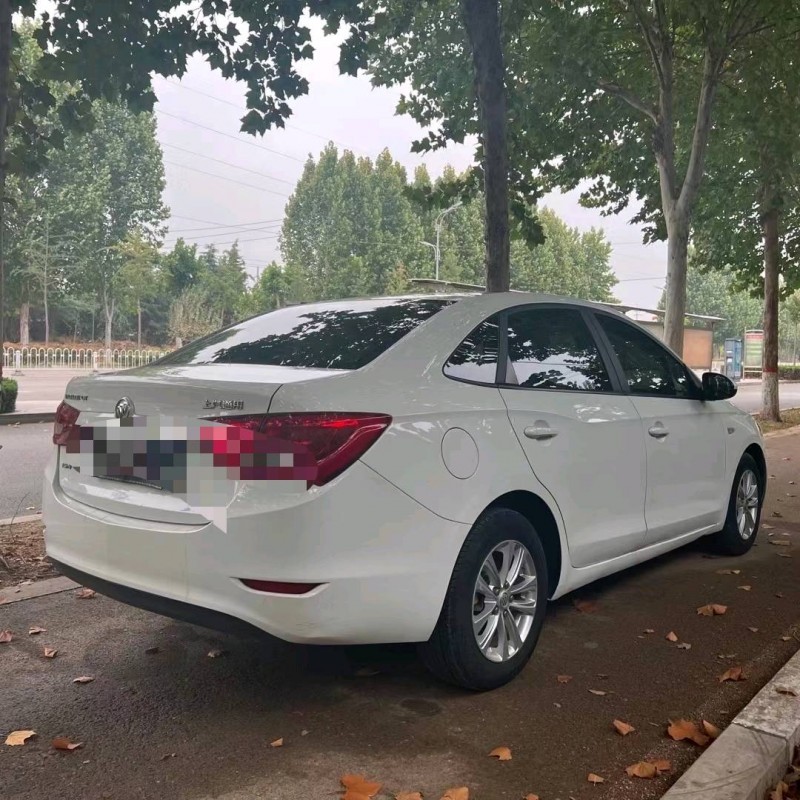 枣庄17年别克英朗GT9