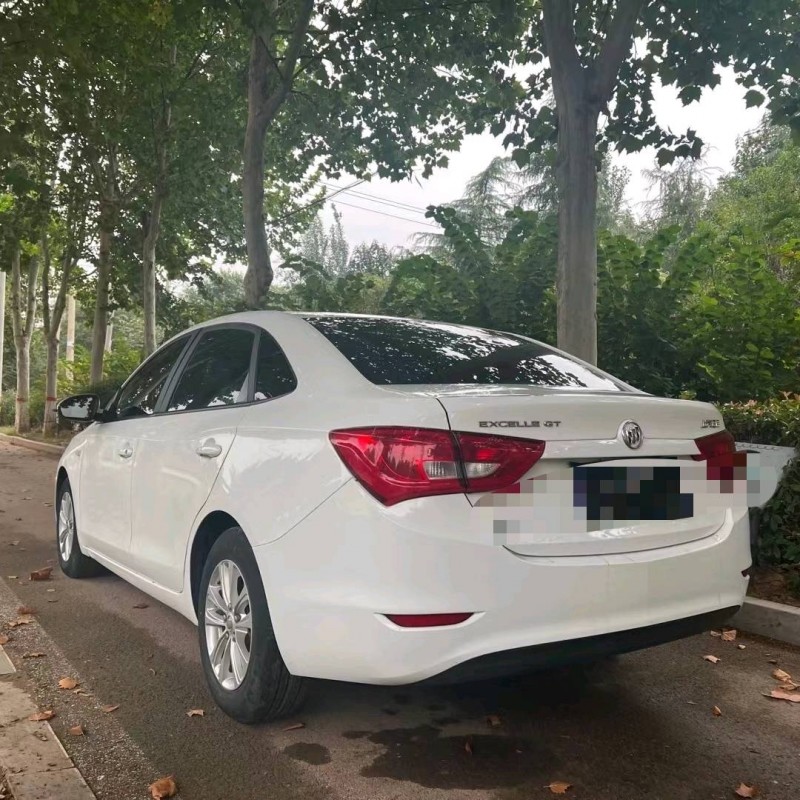 枣庄17年别克英朗GT8