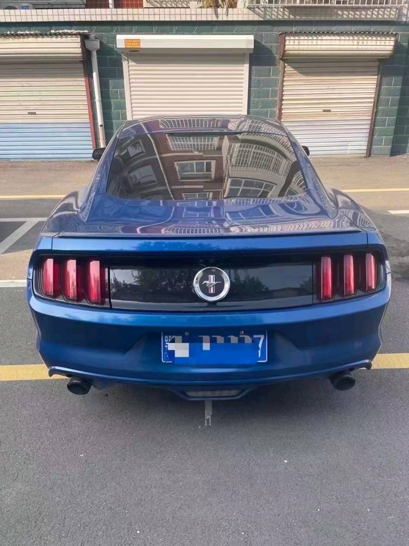 济南17年福特野马4