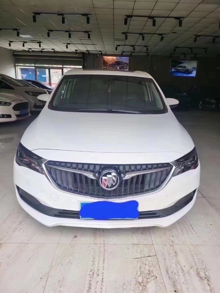 北京21年别克GL61