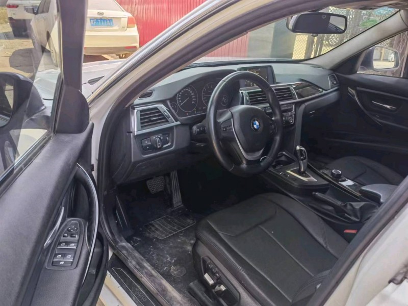 保定17年宝马3系6